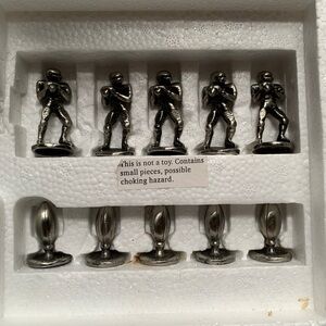 Vintage Football Tic-Tac-Toe Desk Set w/ Figures and Board